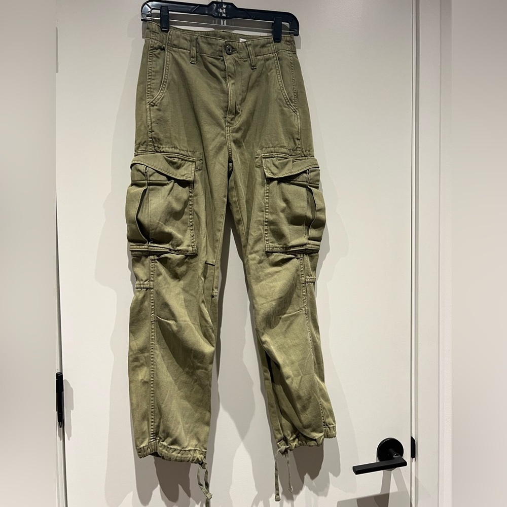 Zara Women’s Cargo Pants